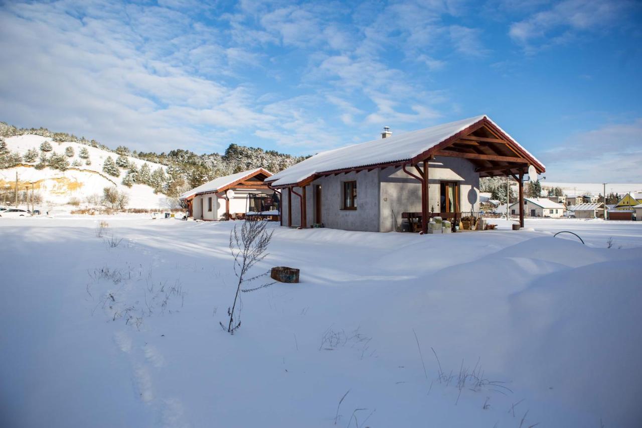 Domceky Sabinka A Melinka Villa Valča Exterior foto