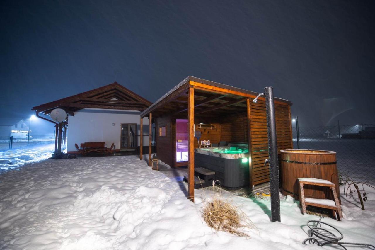 Domceky Sabinka A Melinka Villa Valča Exterior foto